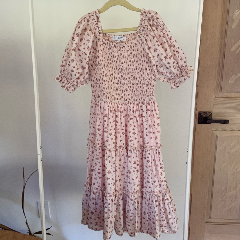 Cute short sleeve summer dress for girl